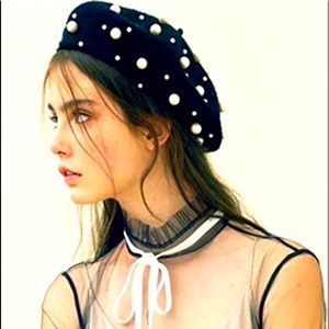 Pearl Wool Beret